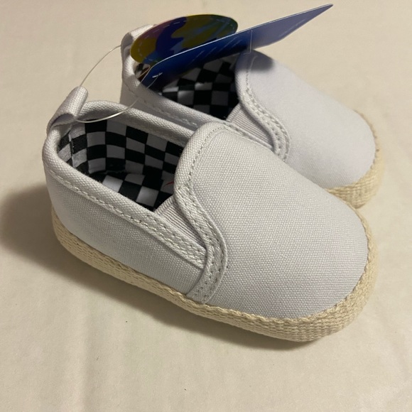 Shoes - Picture 2 of 3